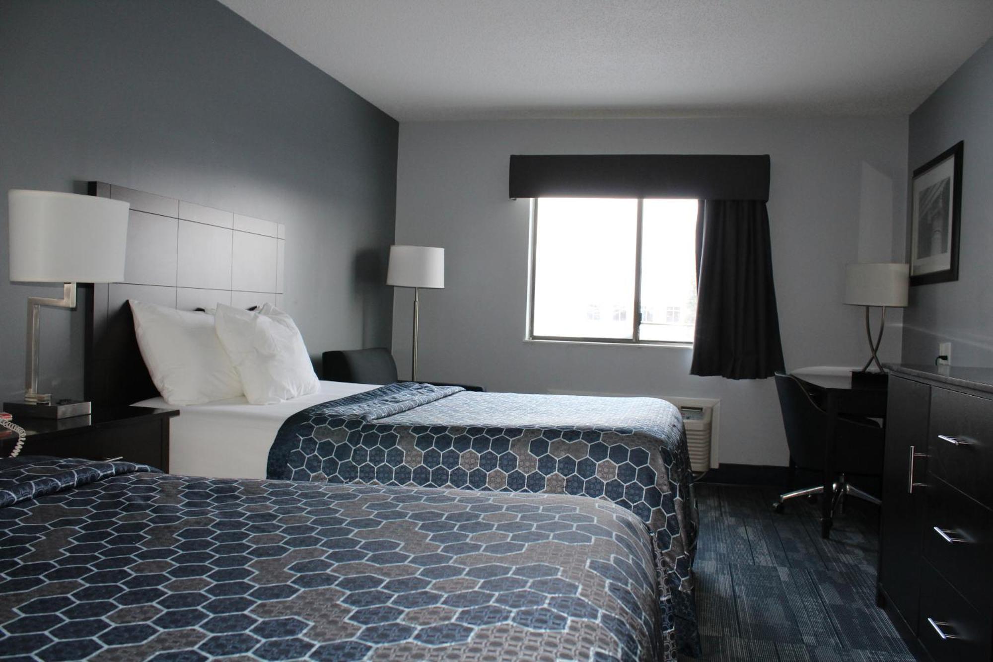 American Inn And Suites Ionia Bagian luar foto