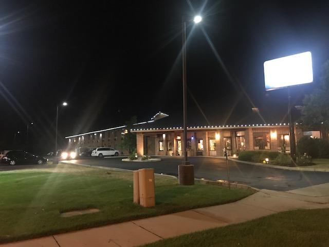 American Inn And Suites Ionia Bagian luar foto